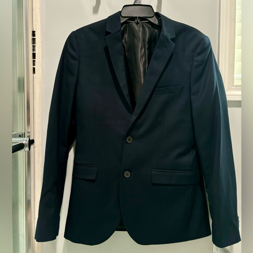 Navy blazer from H&M. Size 38R. Slim fit.